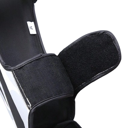 MW Camo Shin Guards - White
